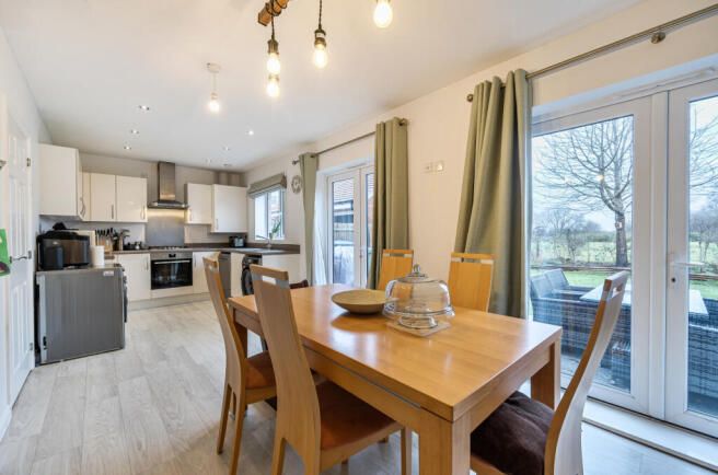 1406833-20-697cc6...