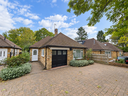 Avenue Road, Pinner