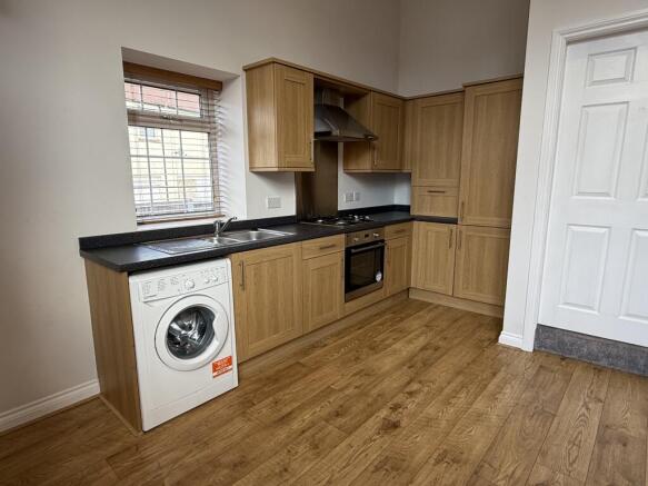 1 bed Flat to rent Image 12