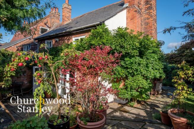 Back to side gardens