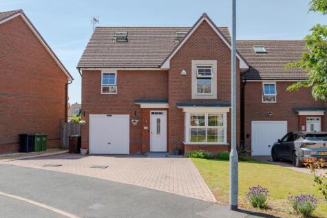 Gladstone Place, Blakedown, Kidderminster