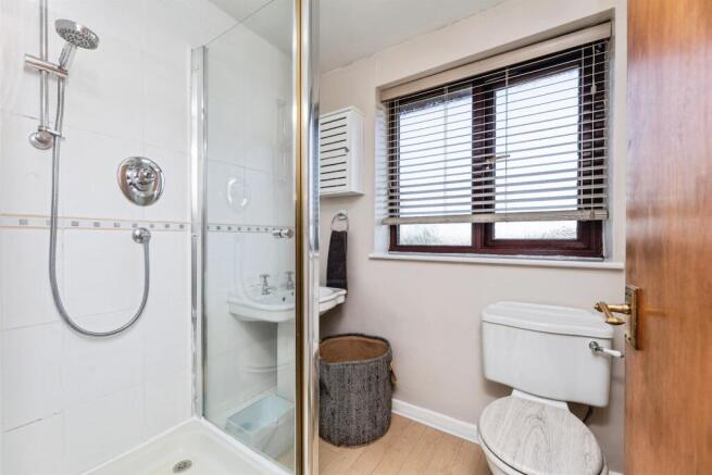 3 bed Semi-Detached for sale Image 11