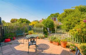 96, Lisbon Avenue, Twickenham TW2 5HN