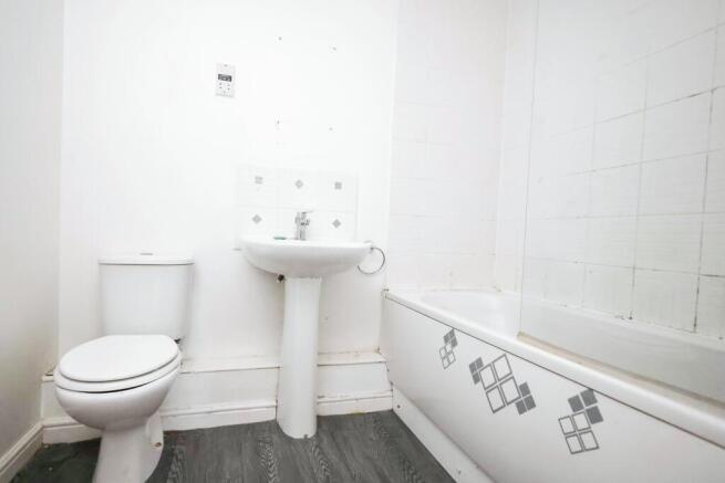 Starling Grove, Castle Bromwich, B36 photo 4