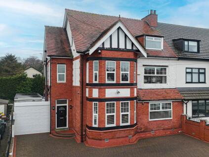 School Lane, Prenton, CH43