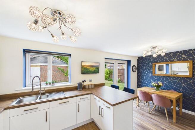 3 bed Detached for sale Image 6