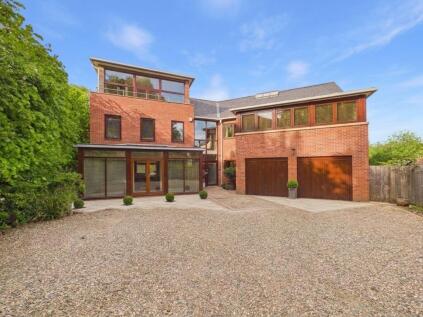 Poplar House, 70 Middlecave Road, Malton, YO17 7NE