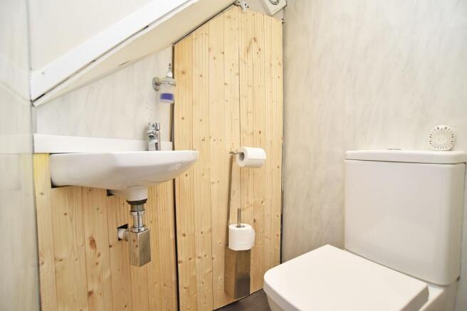 3 bed Semi-Detached for sale Image 10