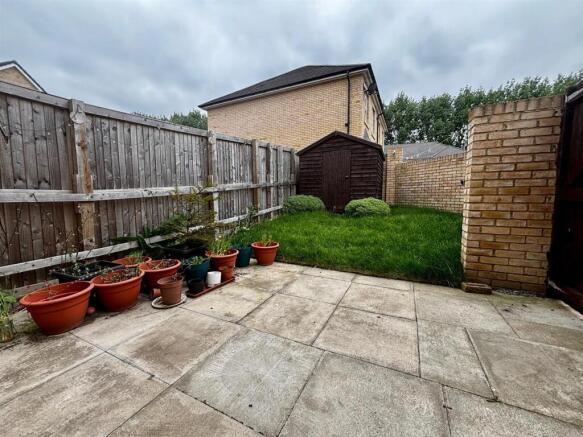 2 bed Town House for sale Image 11