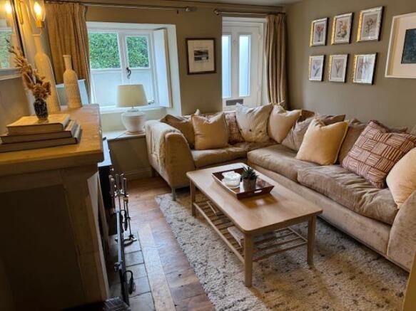 SITTING ROOM