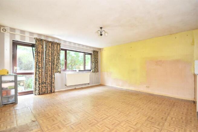 Open Plan Sitting / Dining / Kitchen