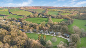 Kingfisher, Riverside, Access To Silverstream Holiday Chalets, Helland, Bodmin PL30 4QR