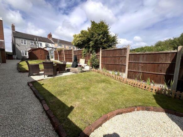 garden rear house a.jpg