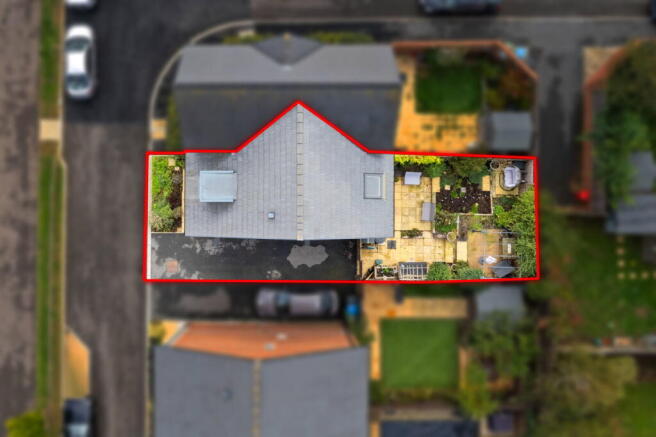 Abington Street, Barton Seagrave, Kettering, NN15 photo 2