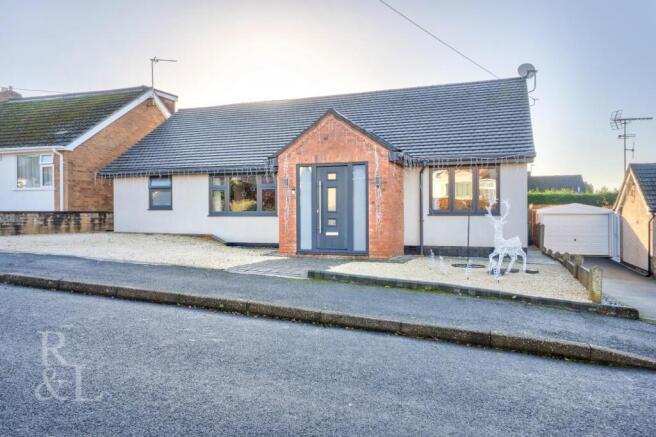 11 Homecroft (7).jpg