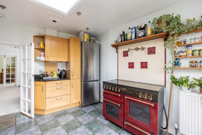 4 bed Terraced for sale Image 4