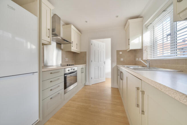 7 Ainsworth Road, Holt NR25 6FE photo 4