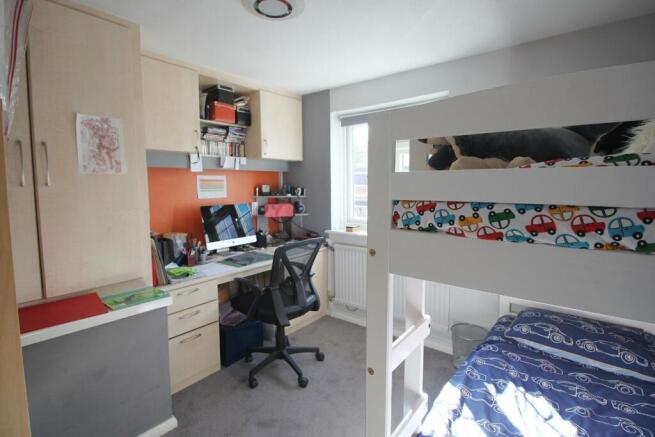 Bed 3.JPG