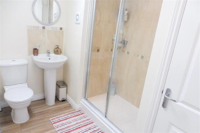 En-suite Bathroom