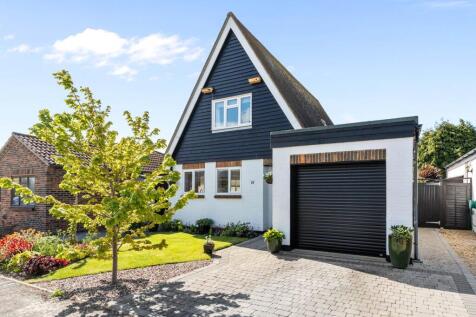 Brou Close, East Preston, BN16