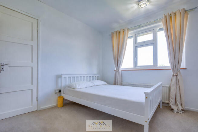 3 bed Semi-Detached for sale Image 12