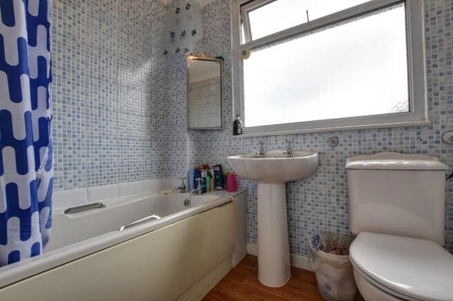 bath1.jpg