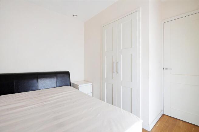 1 bed Apartment for sale Image 8