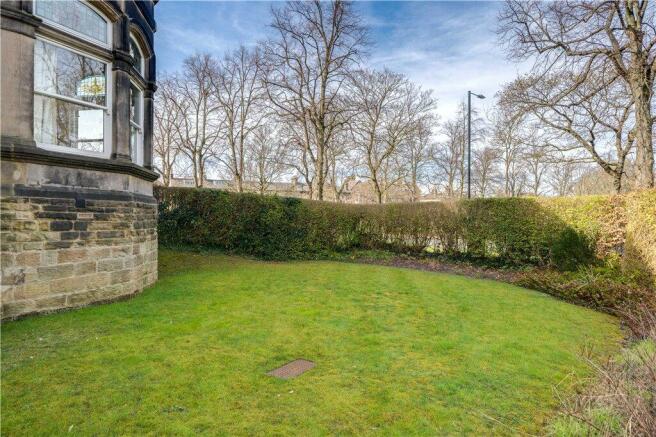 2 bed Apartment for sale Image 8