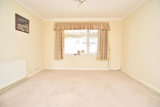 2 bed Bungalow for sale Image 6