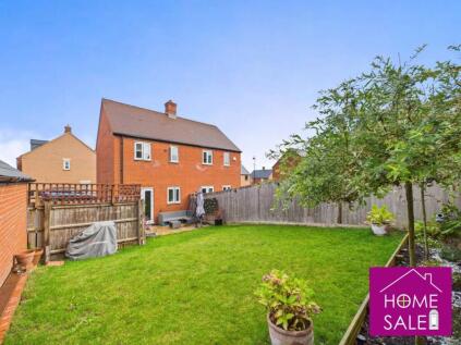 Cheltenham Close, Towcester