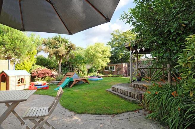 Photo 10