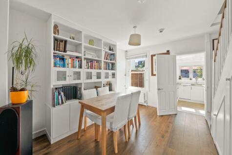 St Andrews Road, Hanwell, W7