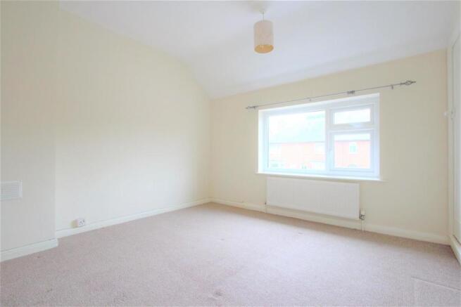 Bedroom 1 - 2.jpg