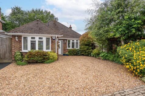 Coombe Drive, Dunstable, Bedfordshire, LU6