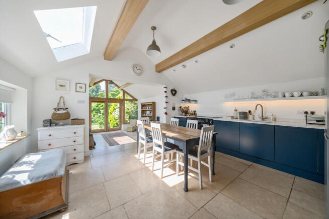 1310061-21-68515b...