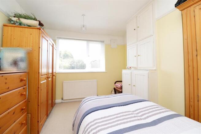 Bedroom 2.JPG