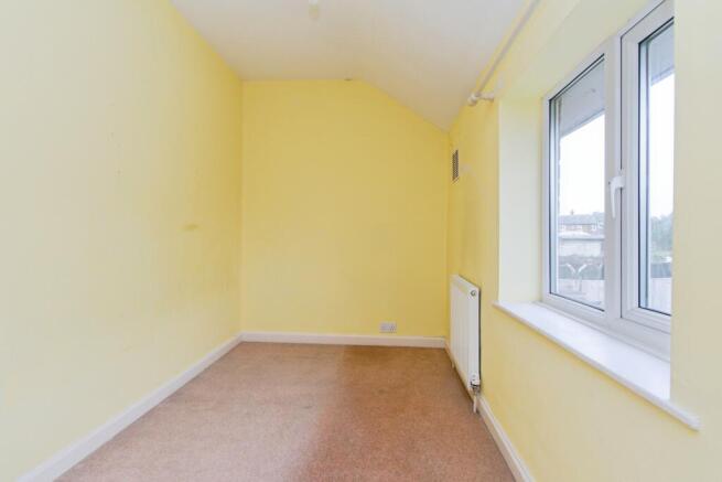3 bed Terraced for sale Image 8
