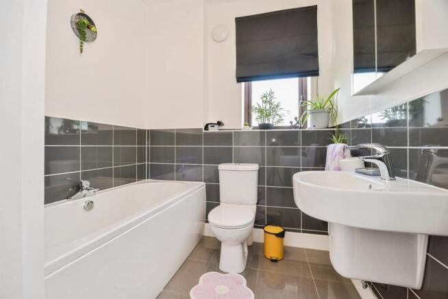 2 bed End of Terrace for sale Image 8