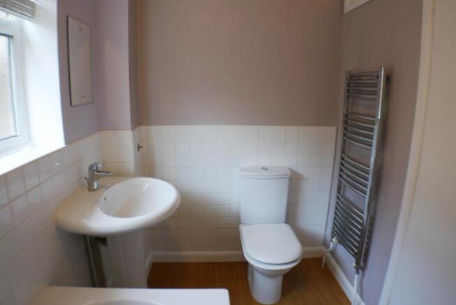 Bathroom with Separa
