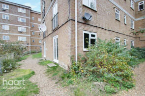 20a, Samuels Tower, Longhill Avenue, Chatham ME5 7AT
