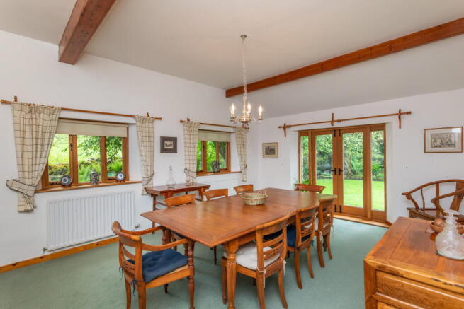 4 bed Detached for sale Image 12