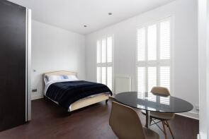 Flat A, 143, Gray's Inn Road, London WC1X 8UB