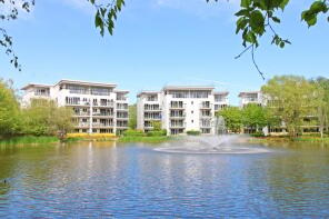 Flat 12, 4, Creswell Drive, Beckenham BR3 3FW