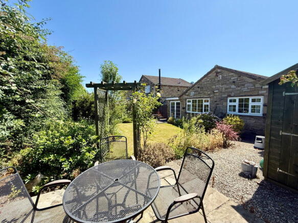 3 bed Detached Bungalow for sale Image 3