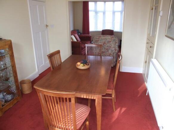 Dining/lounge
