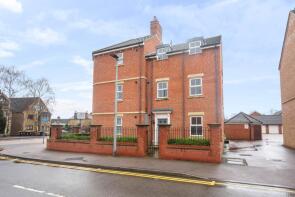 8, Appledore Road, Bedford MK40 3UZ