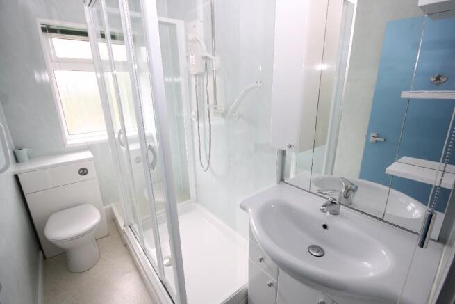 Modern Shower Rm.