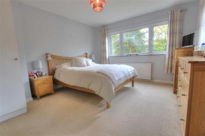Bedroom 2: