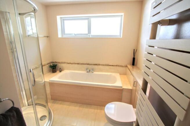 BATHROOM/W.C.