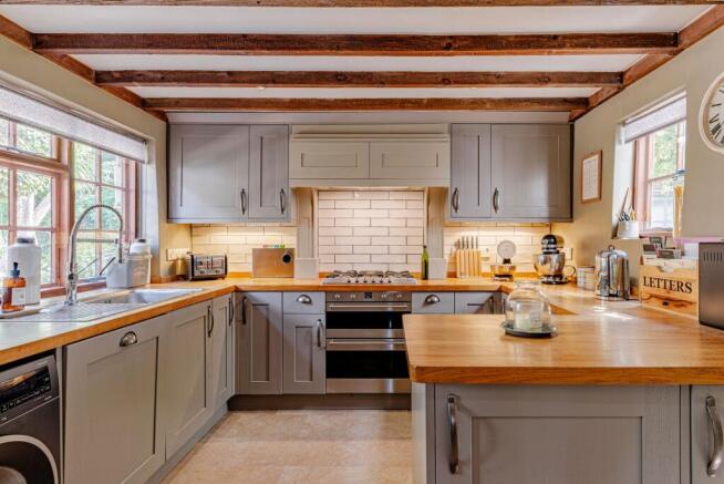Kitchen (1)